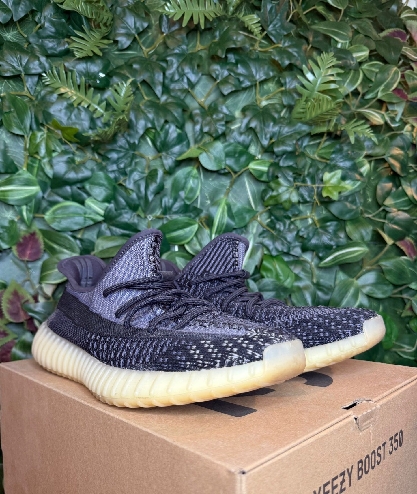Yeezy Boost 350 V2 Carbon