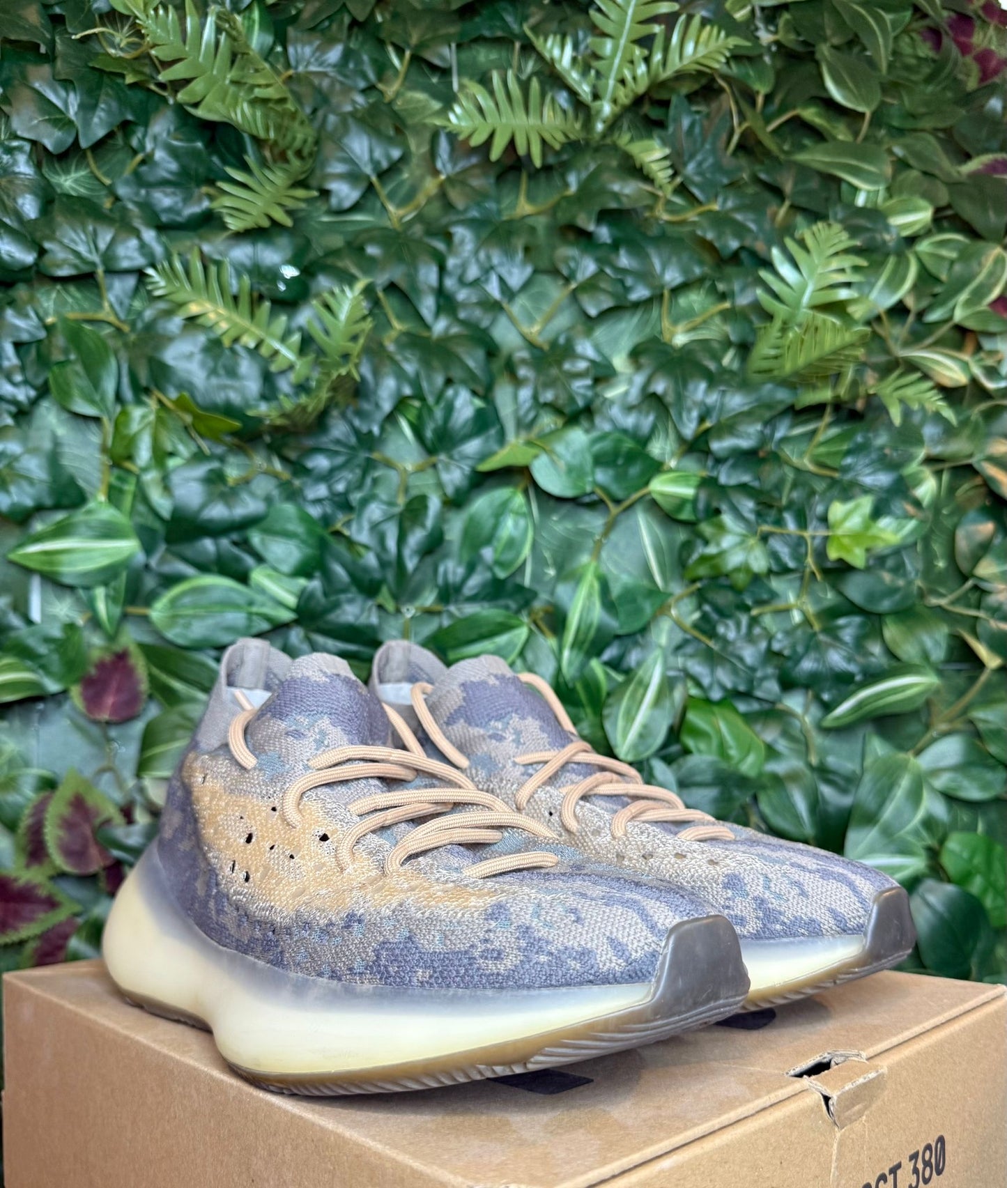Yeezy Boost 380 brume