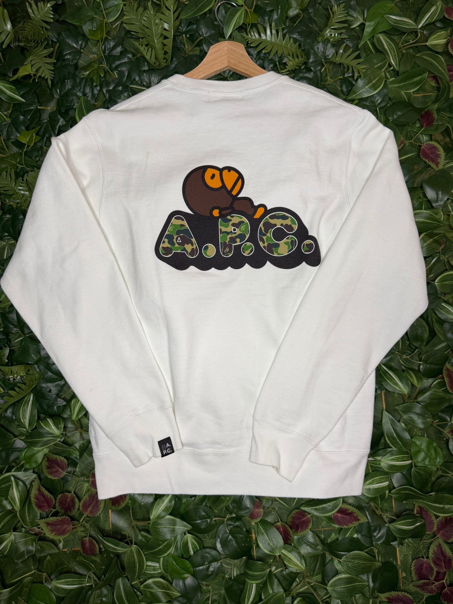 Crewneck Bape X A.P.C. Milo white