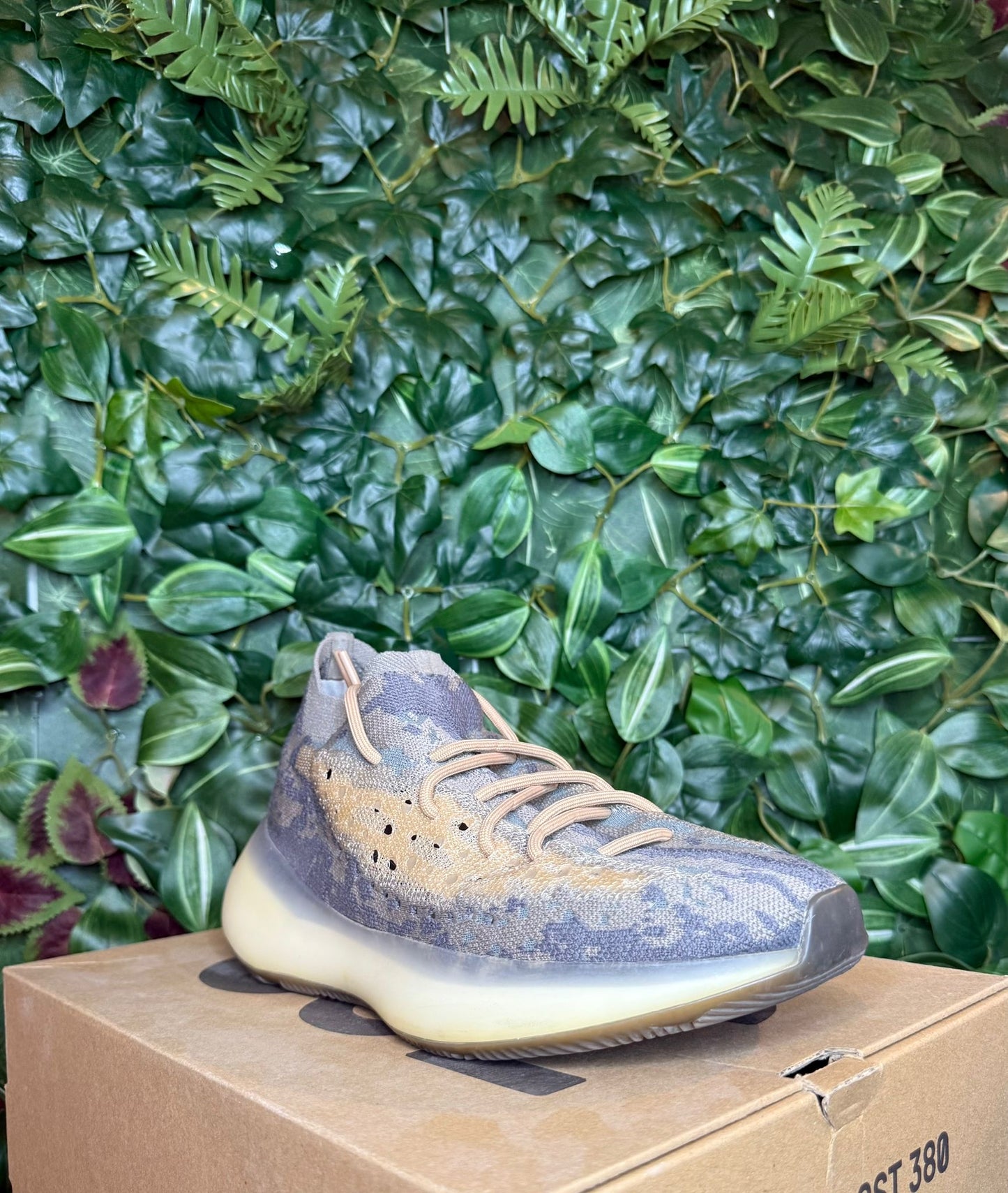 Yeezy Boost 380 brume