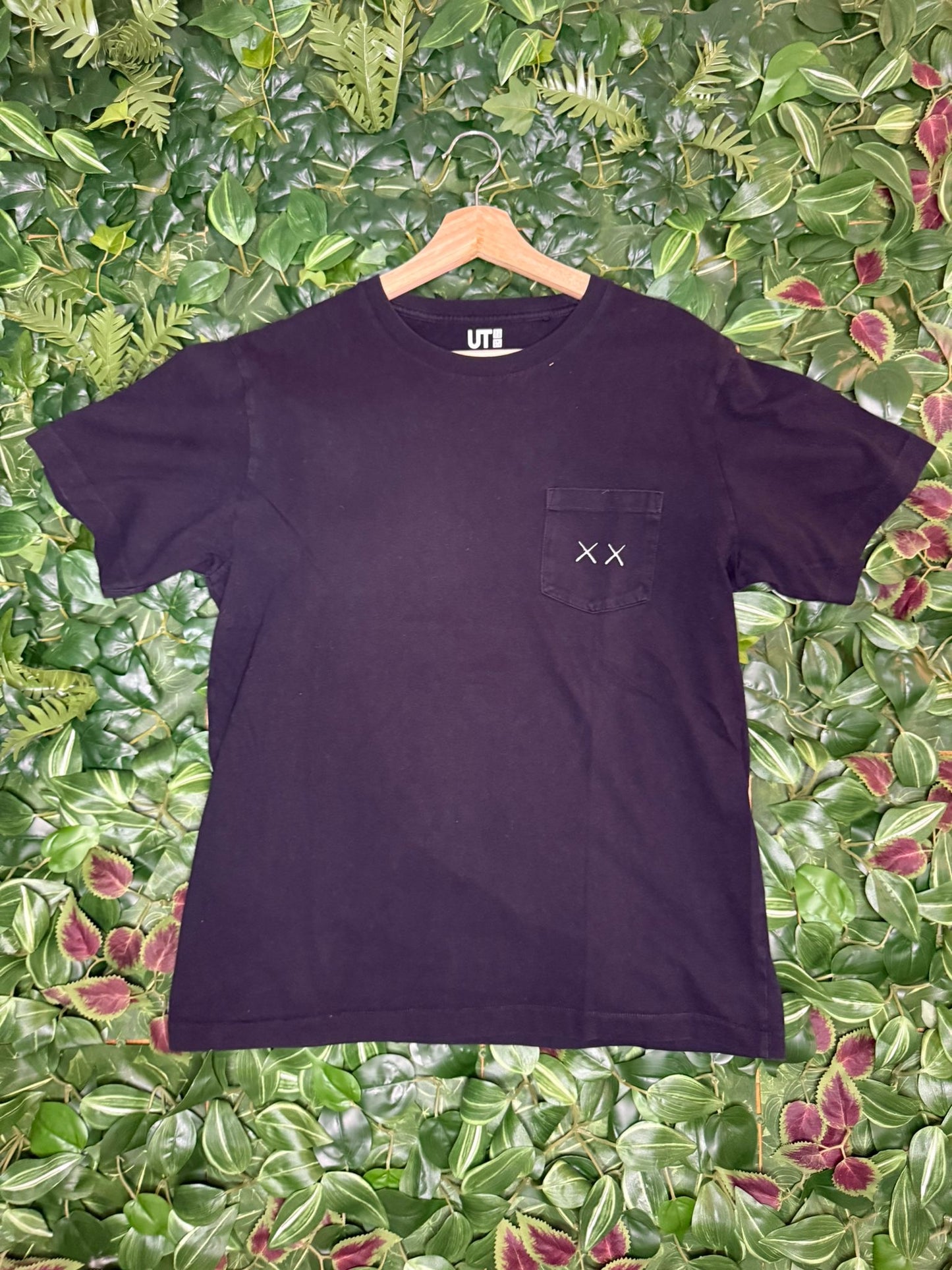 T-shirt Kaws pocket black