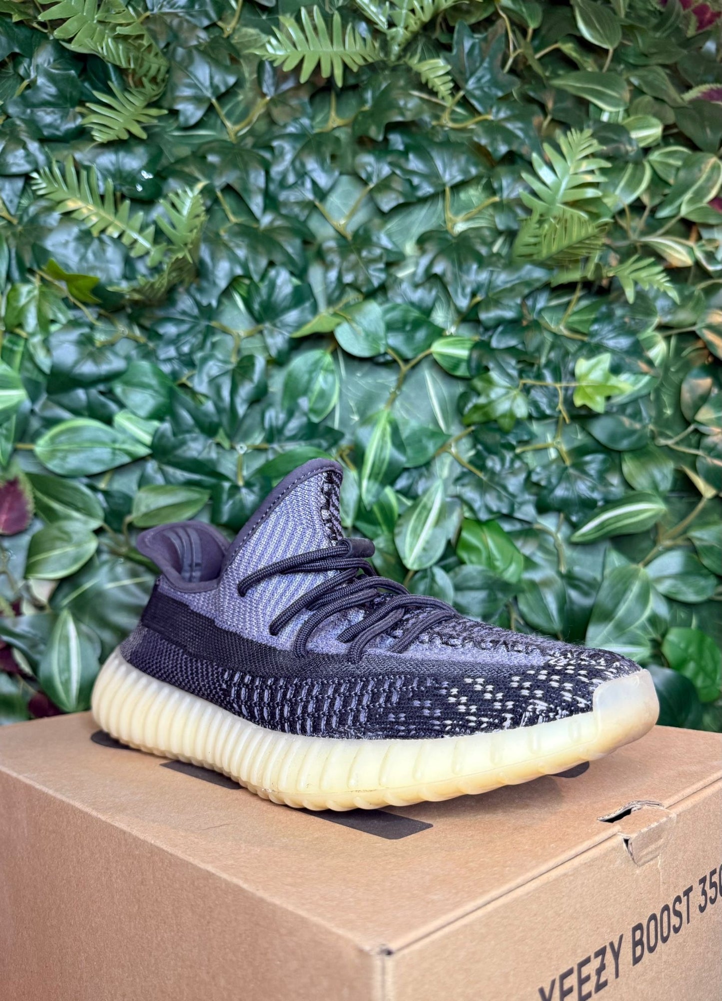 Yeezy Boost 350 V2 Carbon