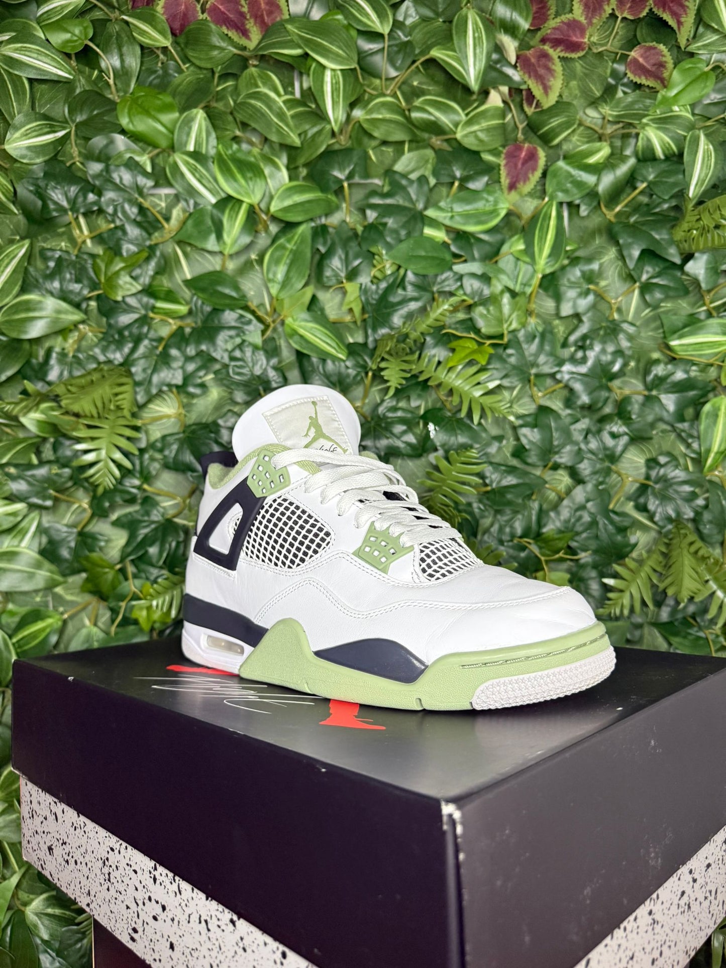 Jordan 4 Seafoam