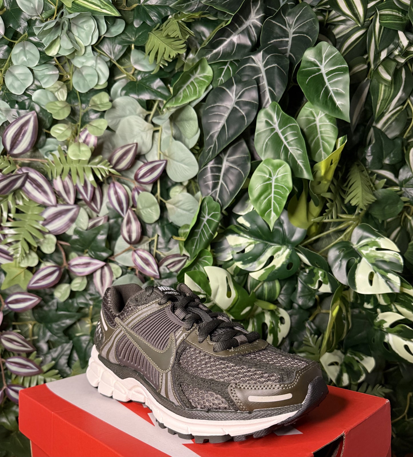 Vomero 5 Olive