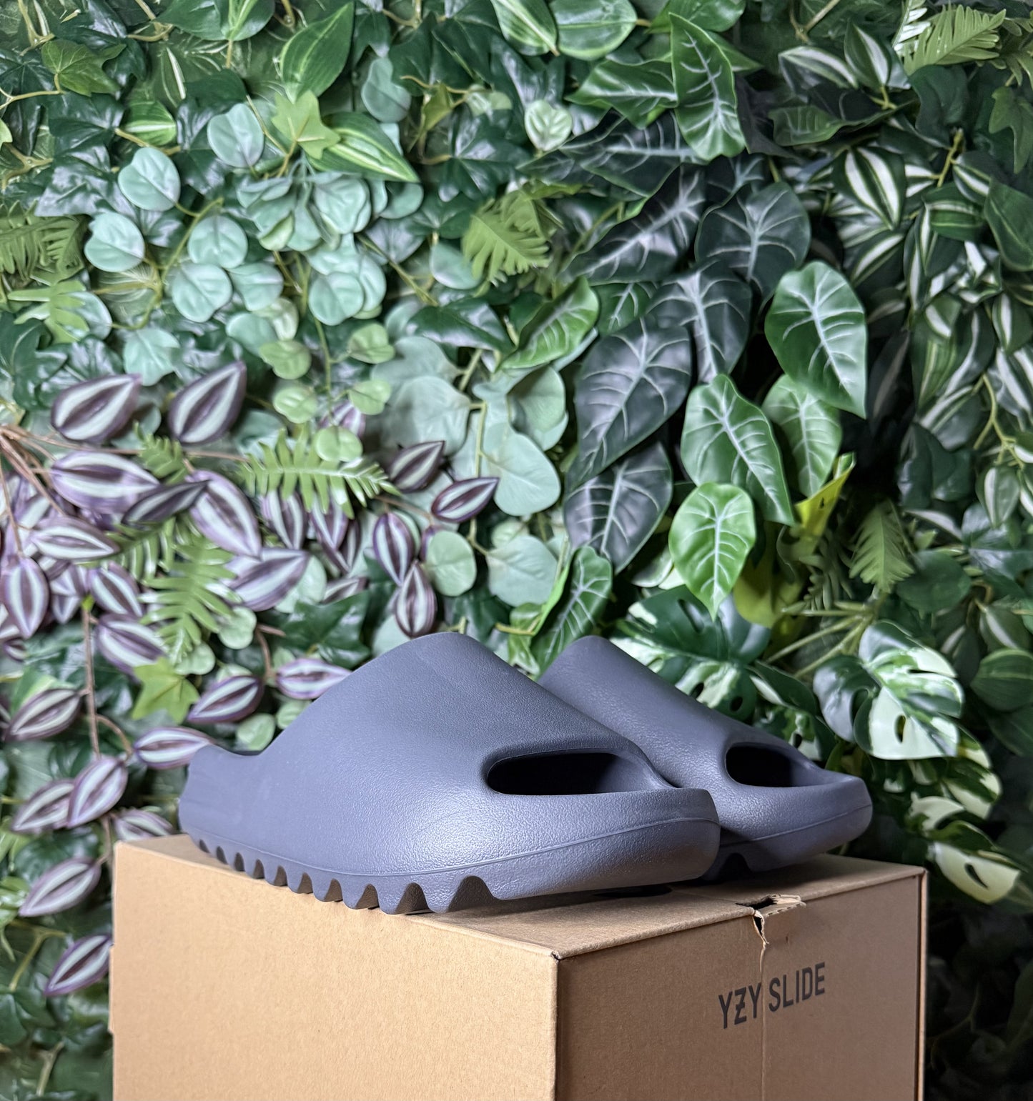Yeezy Slide Slate Marine