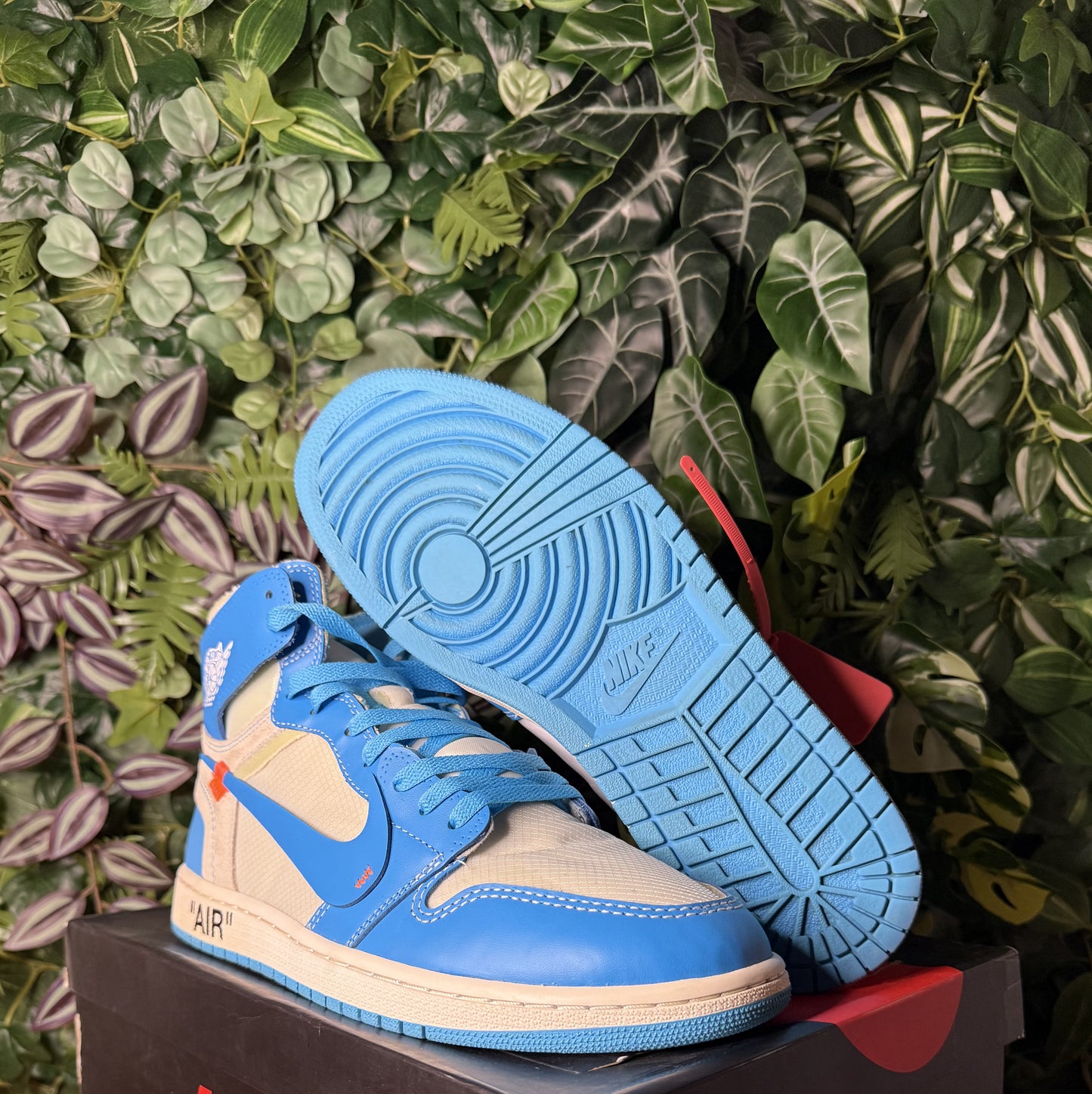 Jordan 1 High X Off-White UNC