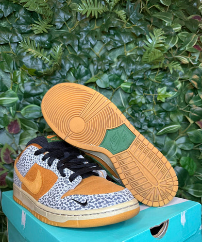 Dunk Low SB Safari