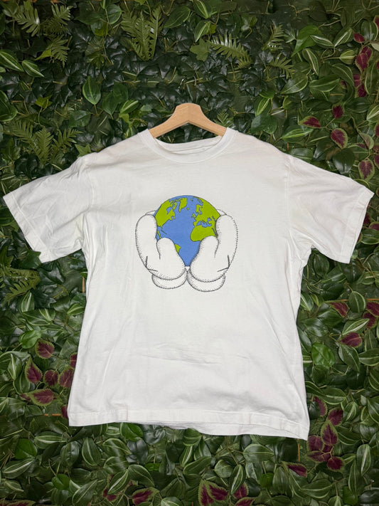 T-shirt Kaws Peace For All White
