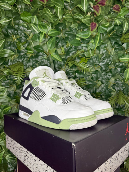 Jordan 4 Seafoam